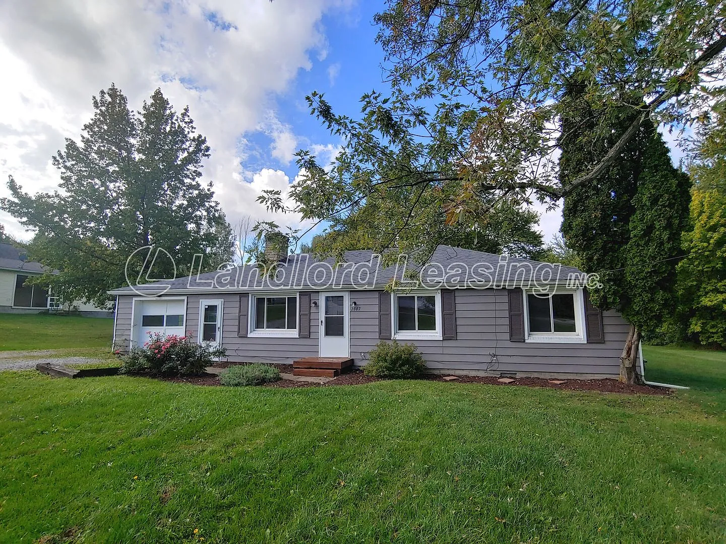 2807 State Rd photo 1