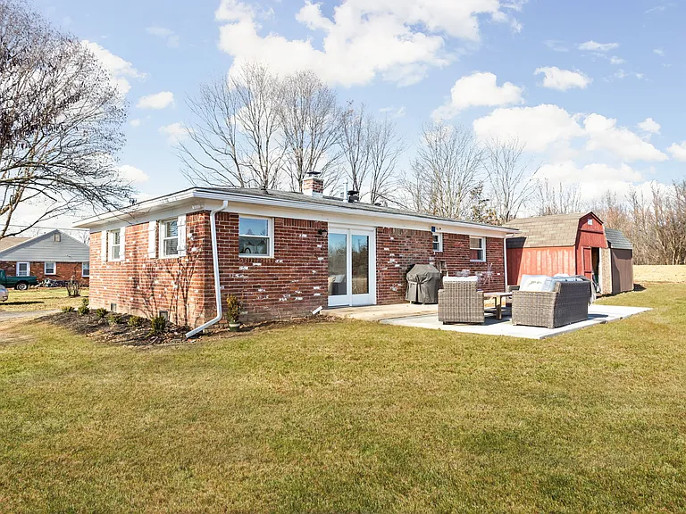 7130 Pin Oak Dr — Photo 5