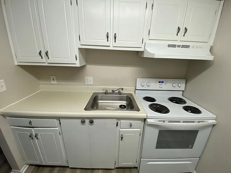 5520 Beavercrest Dr — Photo 17
