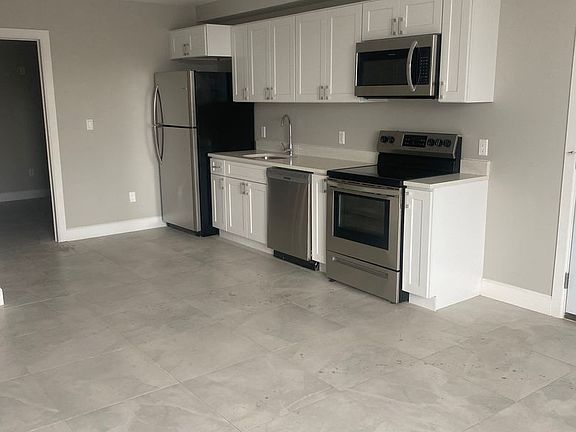 3rd image of 798 Broadway Unit 1