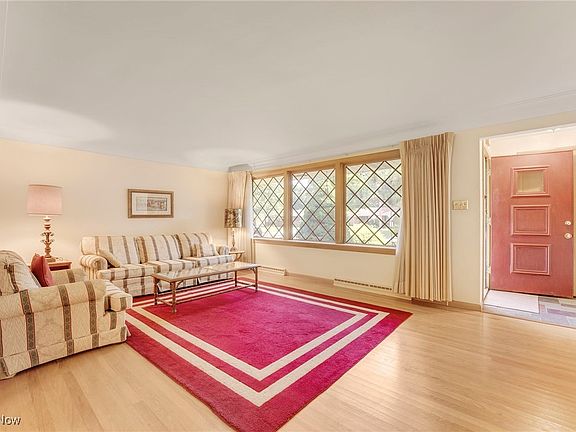 5th image of 1848 Dunellon Dr