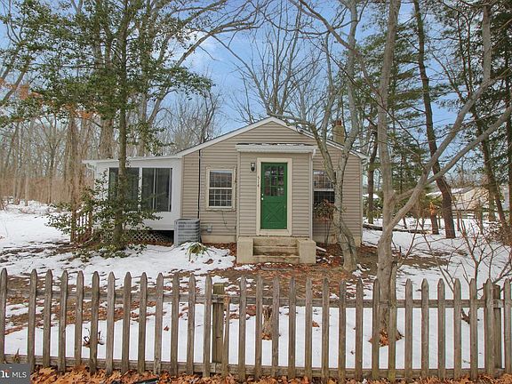 2nd image of 514 Hartford Rd