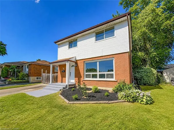 14 Kirkland Ave, Hamilton, ON L8V 3V9