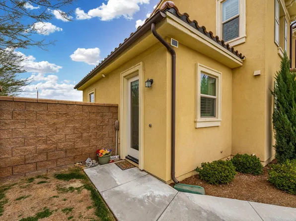 34878 Heartland Ln, Murrieta, CA 92563