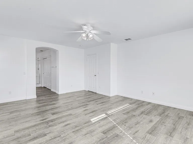 5810 Redhaven St — Photo 30