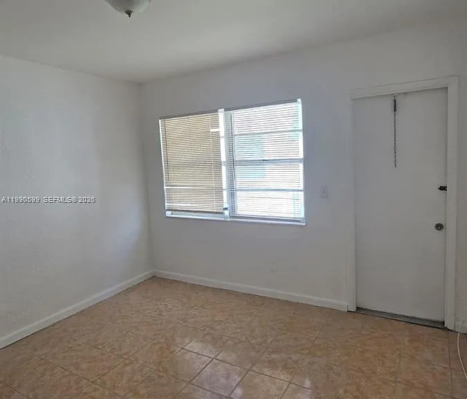 16131 NE 19th Pl #3 — Photo 6