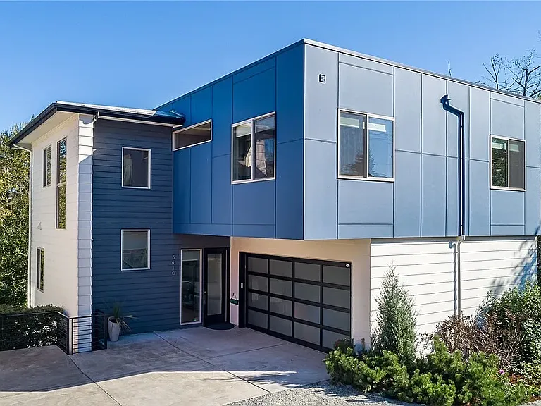 5416 21st Ave SW — Photo 1