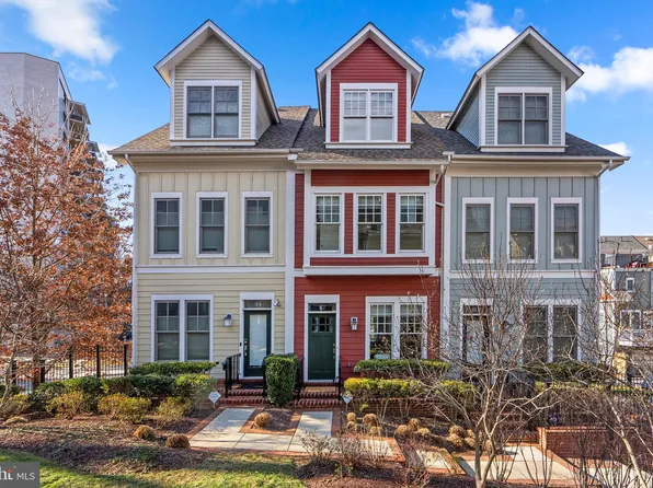 82 Ellsworth Heights St, Silver Spring, MD 20910