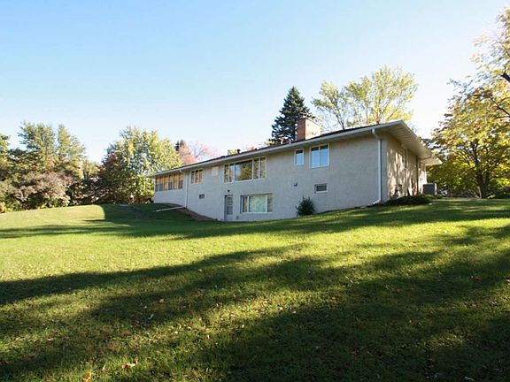 3rd image of 2465 McMenemy St