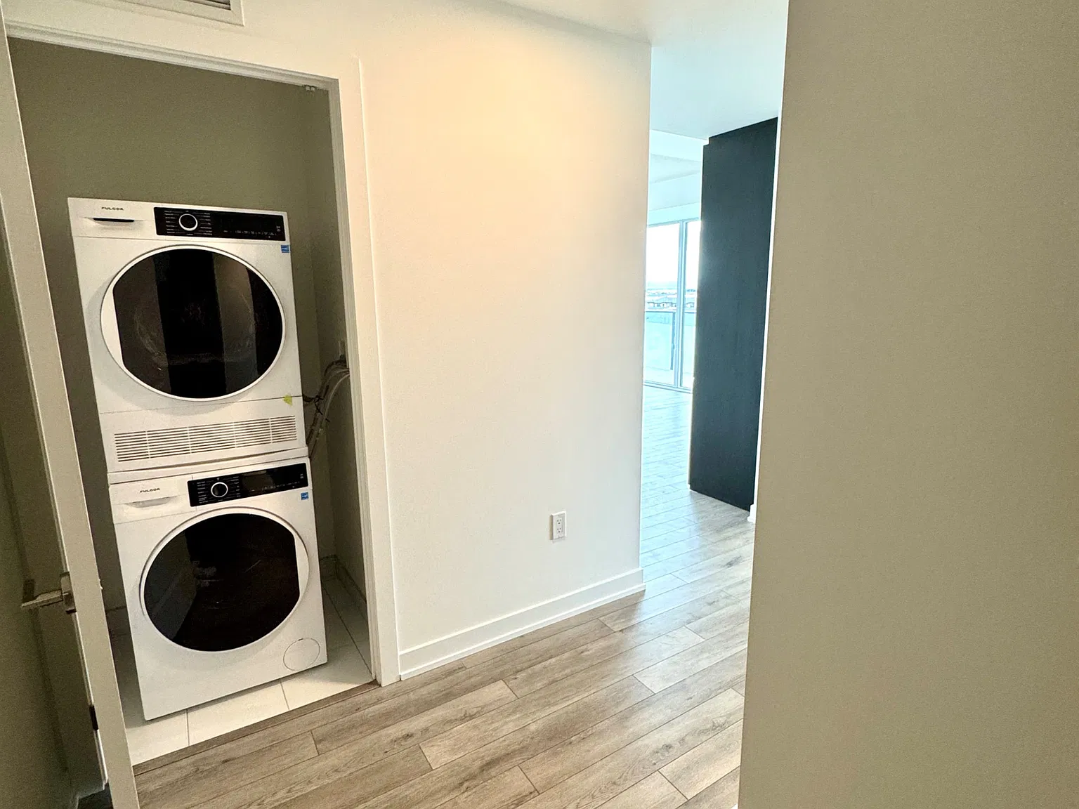 2 bed, $2,600 — Photo 3