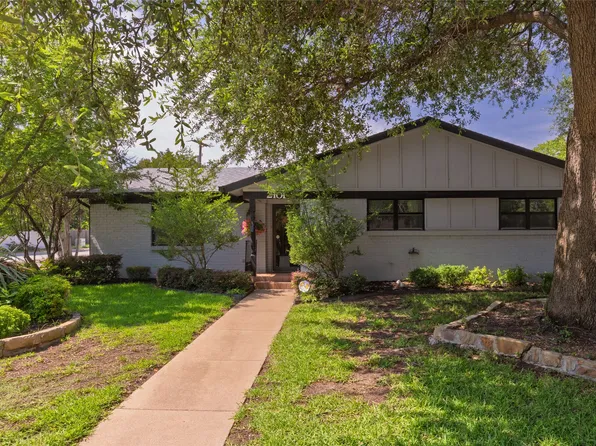 2101 Gettysburg Pl, Bedford, TX 76022