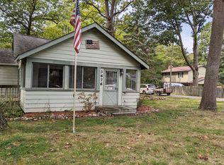 3676 Woodview Ave, West Bloomfield, MI