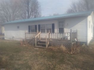 7042 Greensburg Rd, Mount sherman, KY 42764