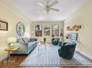81 Ocean Pkwy APT 2K, Brooklyn, NY 11218