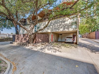 2711 Hood St APT B, Dallas, TX, 75219