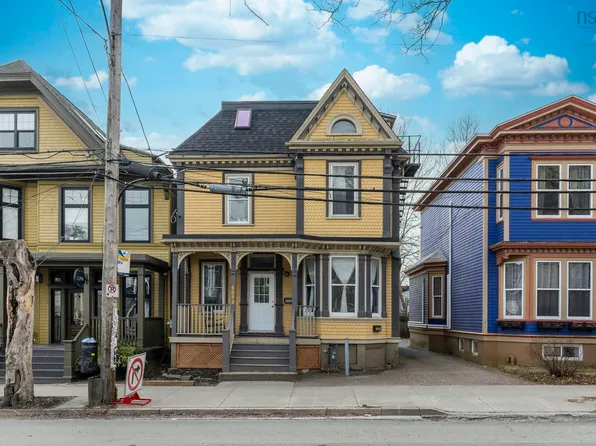 6090 Coburg Rd, Halifax, NS B3H 1Z4