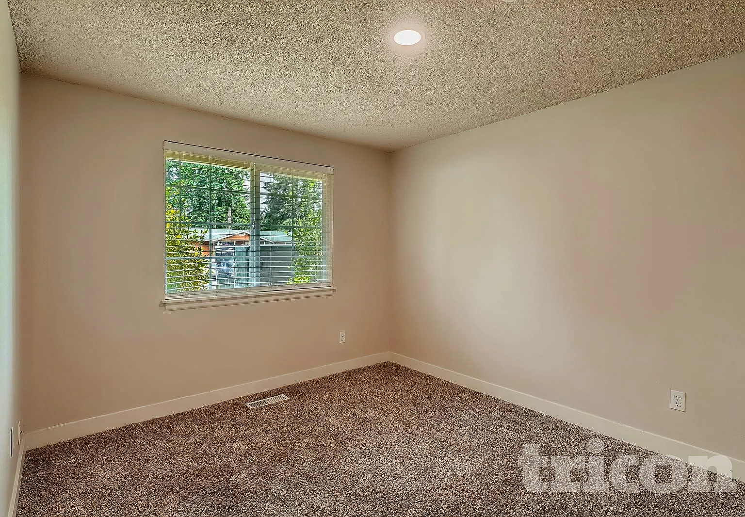 12317 109Th Avenue Court E Puyallup WA — Photo 4