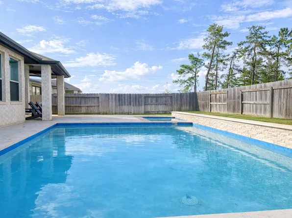 15907 Golden Trails Ct, Conroe, TX 77302