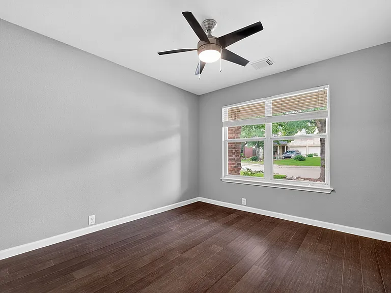 3950 Canyon Pkwy — Photo 22