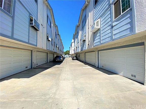 3rd image of 9076 Willis Ave Unit 21