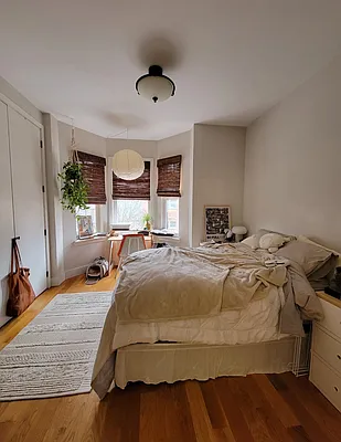 Rented by EXR | media 8