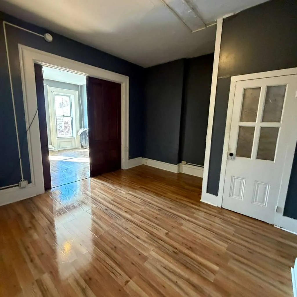 1 bed, 800 sqft, $825 — Photo 3