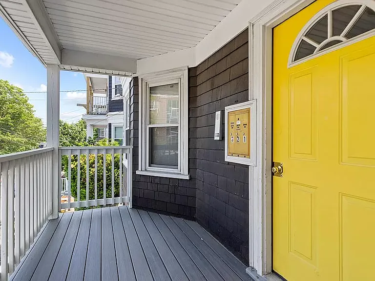 9 Bailey St #3 — Photo 10