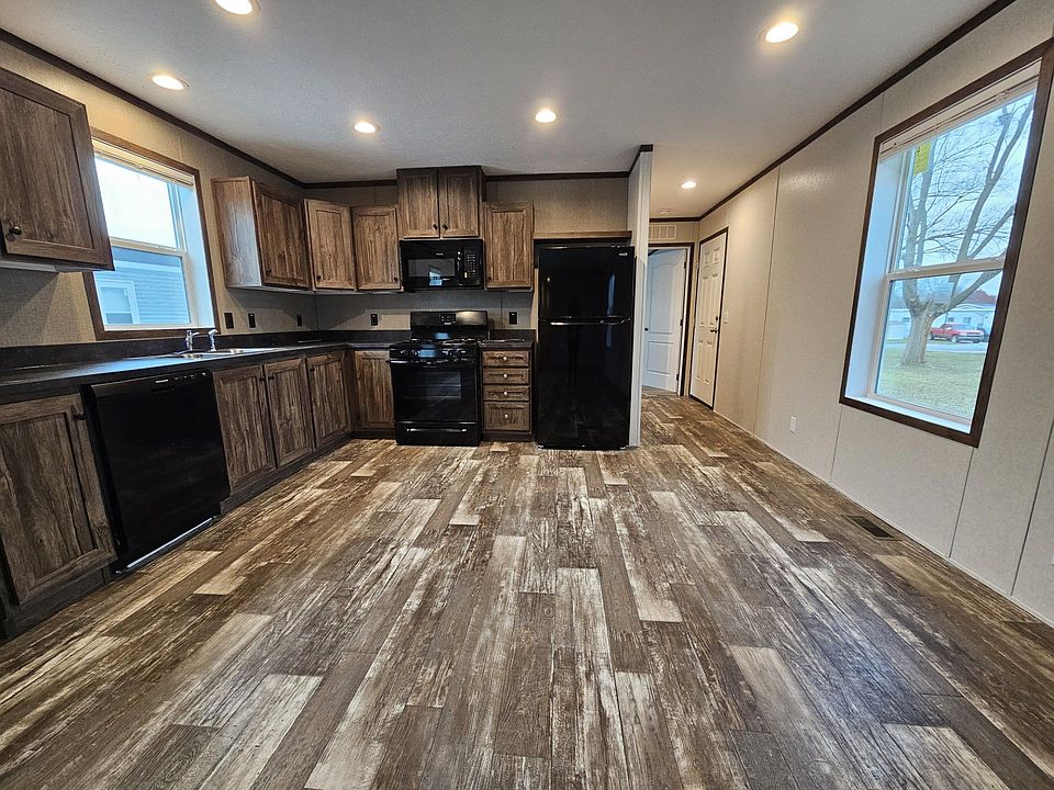 1st image of 5881 Glenda Dr