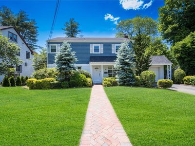8 Hampshire Road, Great Neck, NY, 11023
