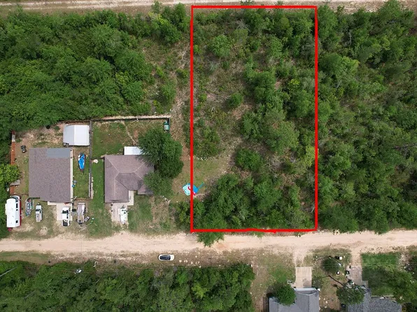 Flamingo Ave, Fountain, FL 32438