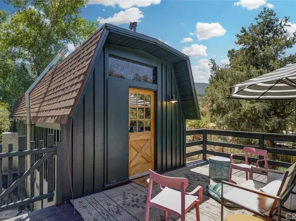 2044 Woodland Dr, Pine Mountain Club, CA 93222