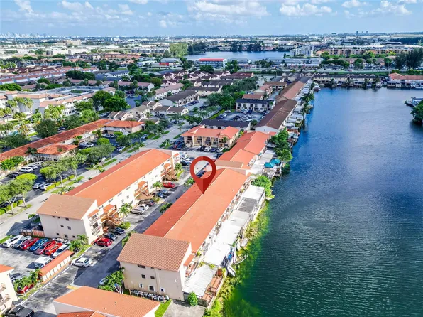5530 W 26th Ct APT 201, Hialeah, FL 33016