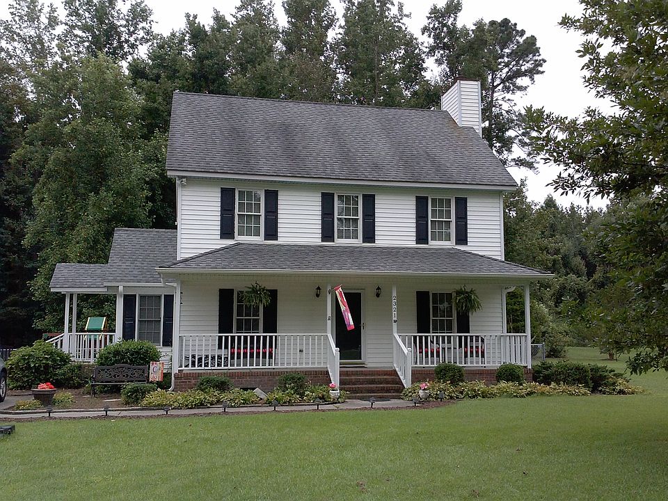 1st image of 2321 Woodridge Dr
