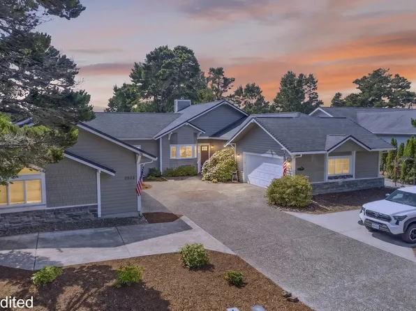 2026 Royal Street Georges Dr, Florence, OR 97439