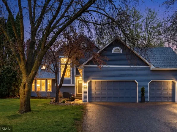 8758 Dallas Ln N, Maple Grove, MN 55369