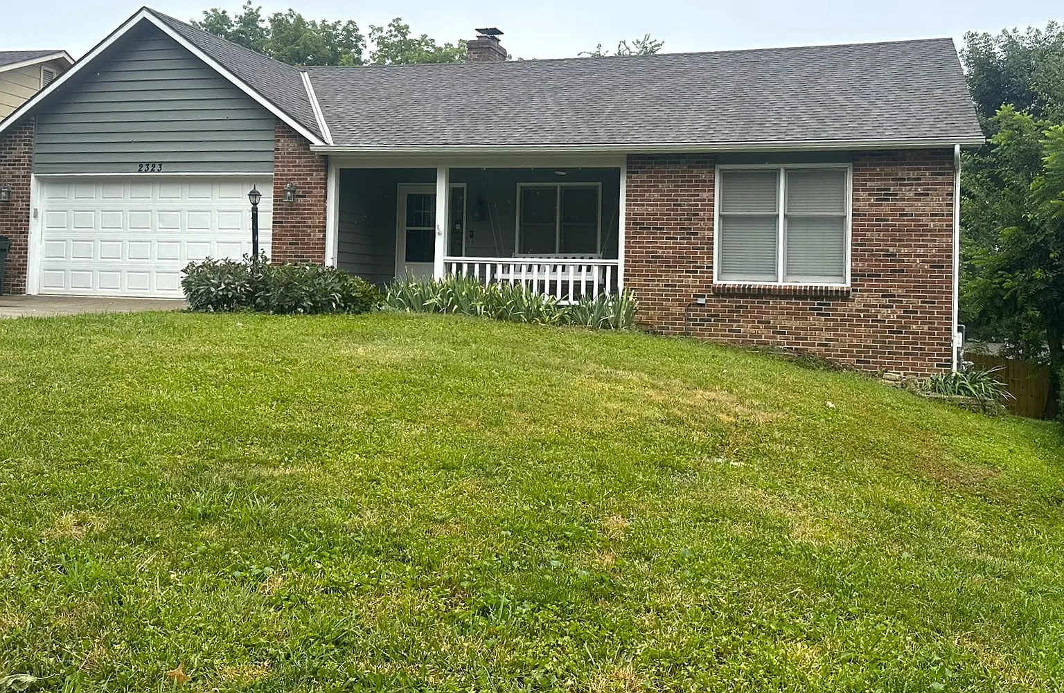 4 bed, 3222 sqft, $2,800 — Photo 2