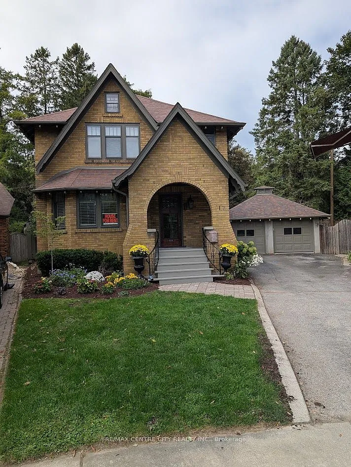 4 bed, $3,100 — Photo 3