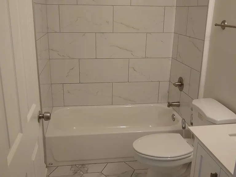 Unit 339 (right side) Bathroom