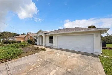 10 Rolland Ln
