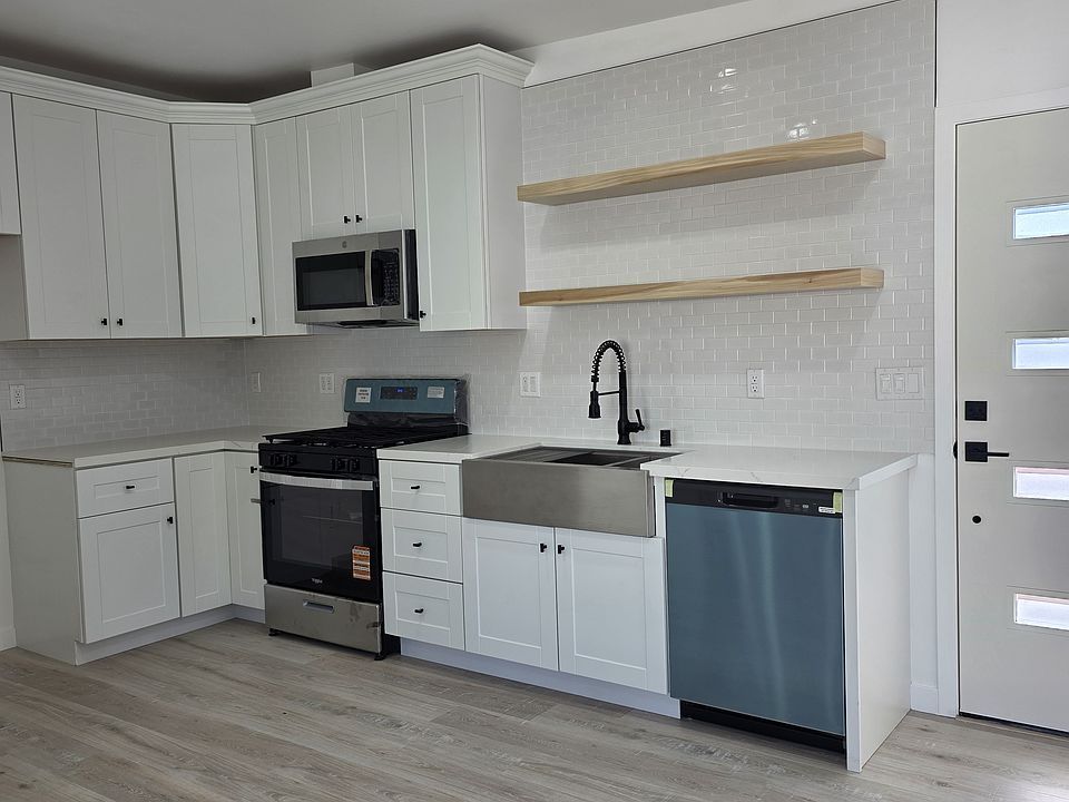 1st image of 2895 Canal Ave #1/2
