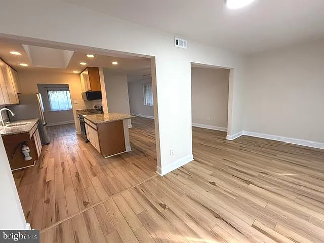 30 E Bluebell Ln — Photo 9