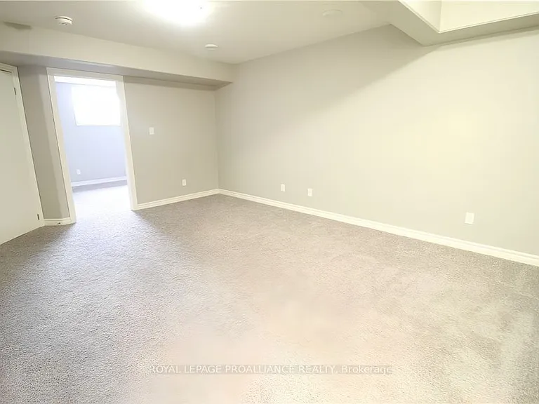 53 Ridgeway Pl — Photo 11