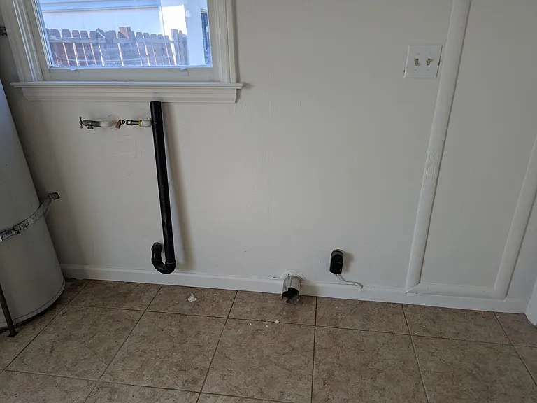 1851 Calimyrna Ave — Photo 14