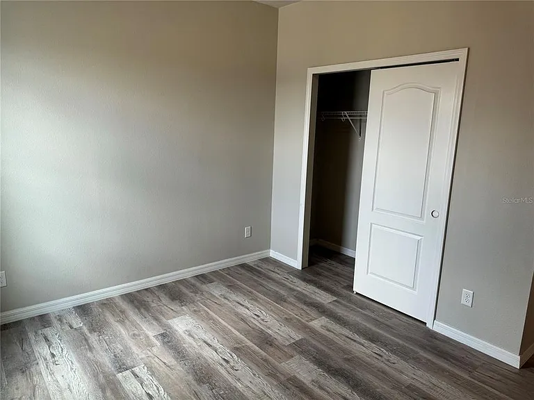 5912 Village Center Dr — Photo 44