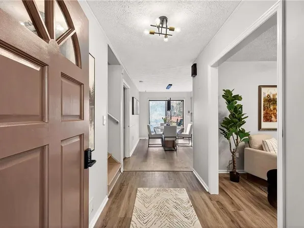 752 Maple Dr, Riverdale, GA 30274