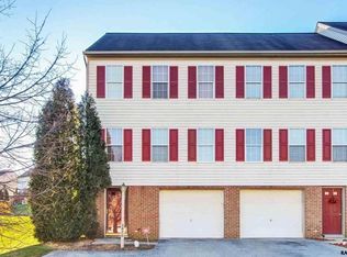 2870 Woodmont Dr, York, PA 17404