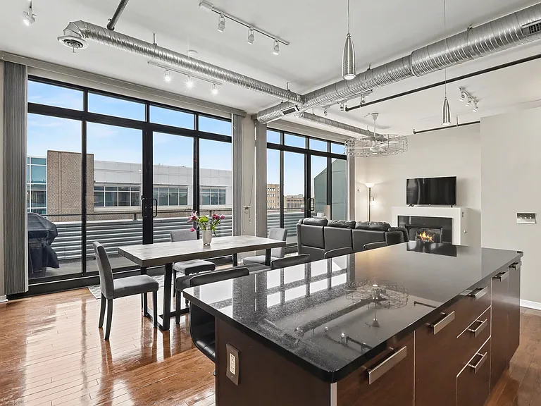 100 N Center St #402 — Photo 6