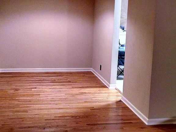 4th image of 1032 Grenada Dr