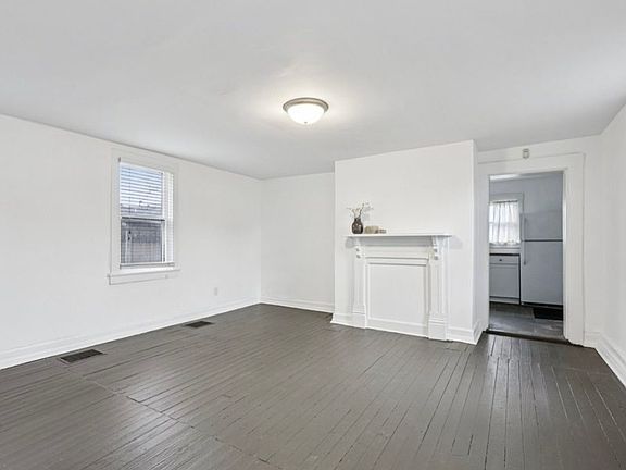 4th image of 1016 E Palmer St