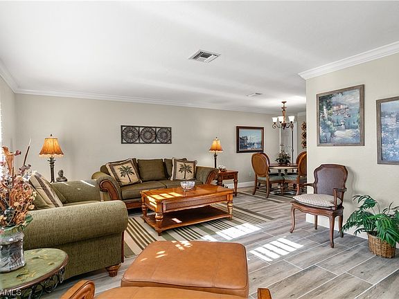 4th image of 5320 SW 9th Pl